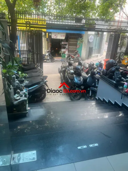 Bán văn phòng, toà nhà trần kế xương, phường cầu kiệu, tp hồ chí minh giá 37 tỷ