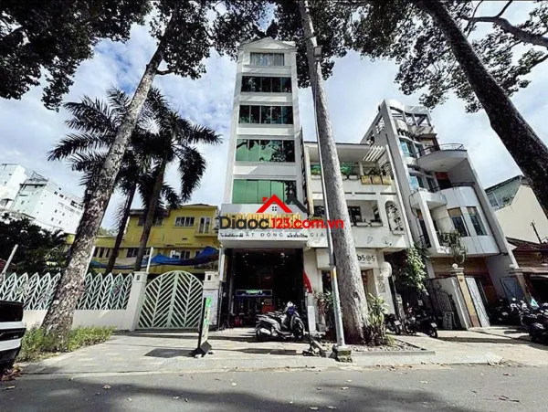 Bán nhà mặt tiền tại Sương Nguyệt Ánh, Phường Bến Thành, Tp Hồ Chí Minh giá 65 tỷ