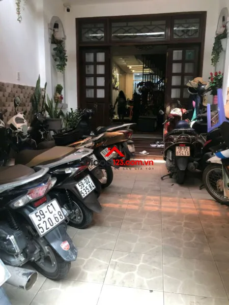 Bán nhà mặt tiền nguyễn khuyến, phường bình thạnh, tp hồ chí minh giá 13 tỷ  500 triệu