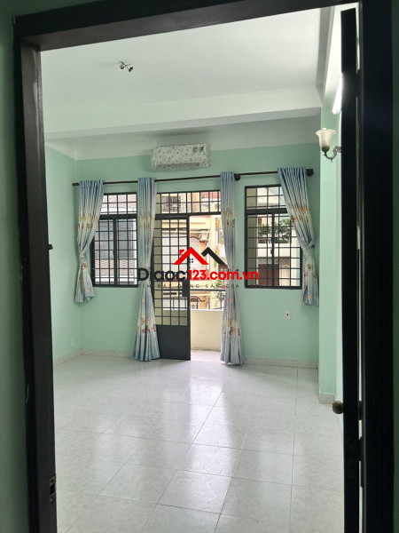 Bán nhà mặt tiền tại TQD Đường Trương Quốc Dung, Phường 10, Quận Phú Nhuận, TP HCM