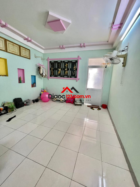 Bán nhà mặt tiền 58 Đường Võ Duy Dương, Phường Quang Trung, Thành phố Quy Nhơn, Bình Định