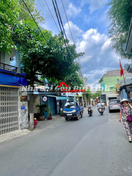 BÁN NHÀ TÂN BÌNH, HXH TRÁNH NHAU GẦN MẶT TIỀN ĐƯỜNG LẠC LONG QUÂN THÔNG TỨ NGÕ, CHỈ 10.3 TỶ