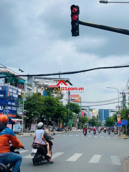 Bán nhà mặt tiền tại 118 Đường Đinh Bộ Lĩnh, Phường 26, Quận Bình Thạnh, TP HCM