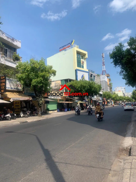 Bán nhà mặt tiền tại 110A Đường Hoàng Hoa Thám, Phường 7, Quận Bình Thạnh, TP HCM
