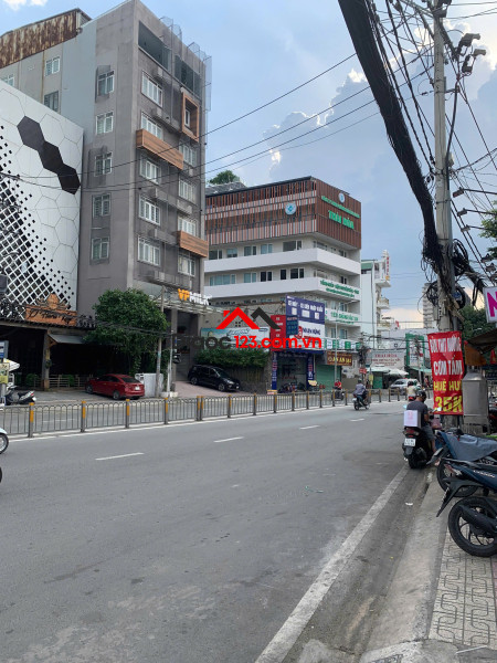 Bán Khách Sạn Mặt Tiền 21B Đường Nguyễn Thị Thập, Phường Tân Phú, Quận 7, TP HCM