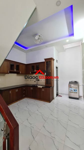 Bán Gấp Nhà đẹp ở đường Trần Đại Nghĩa Bình tân giá chỉ 860tr