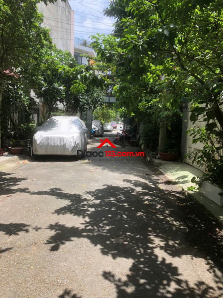Cần bán nhà, 4 lầu, hẻm 8m, DT (4,2 x 16,5), Nguyễn Oanh, Gò Vấp, 6,2 tỷ.