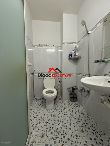 Cần bán nhà Nguyễn Oanh, Gò Vấp, hẻm 8m, DT (4,2 x 16,5, 4 tầng, hơn 6 tỷ