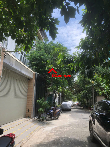 Cần bán nhà Nguyễn Oanh, Gò Vấp, hẻm 8m, DT (4,2 x 16,5, 4 tầng, hơn 6 tỷ