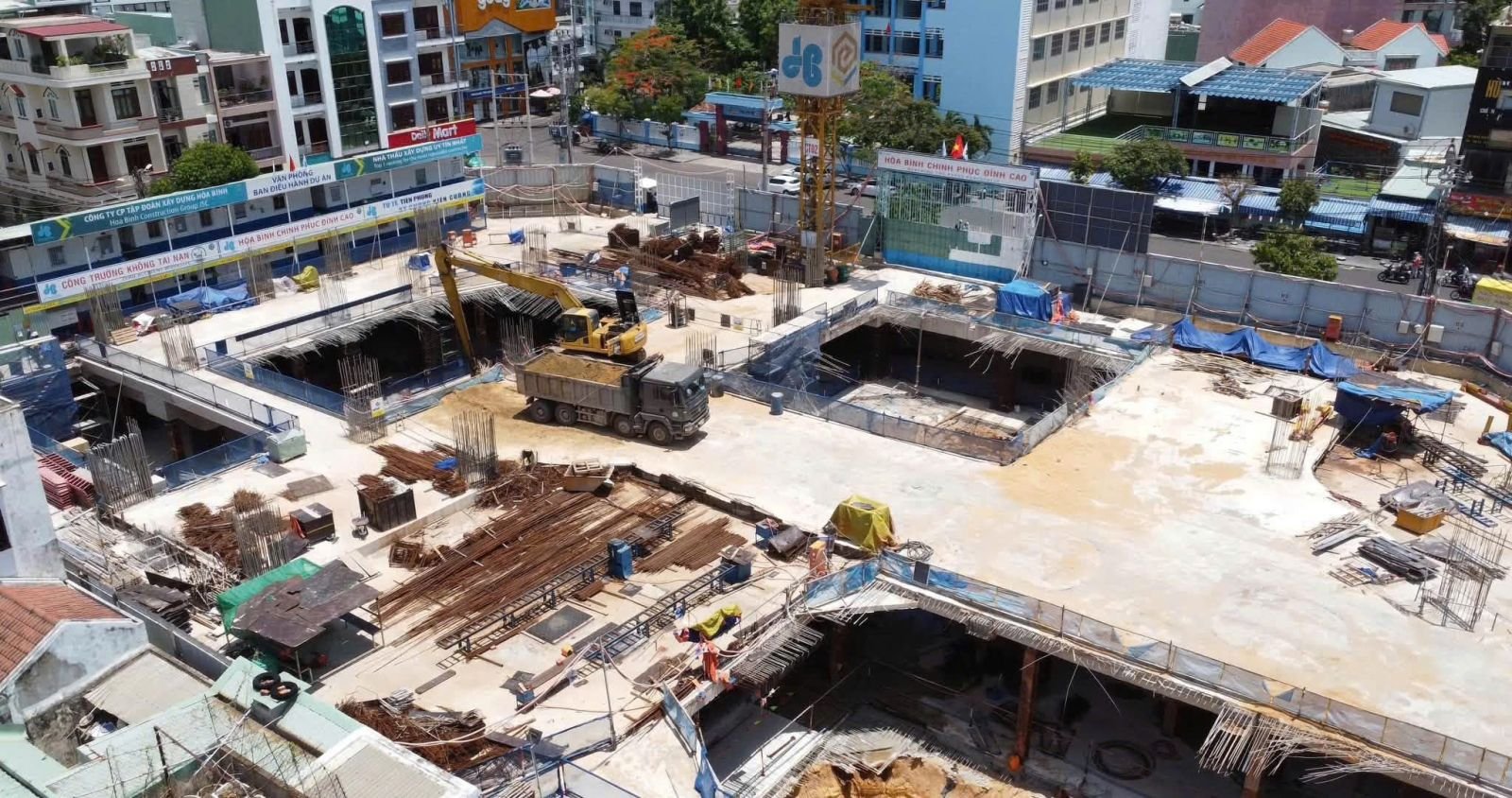 Tiến độ Q’Terra Quy Nhơn tháng 8/2026: Công trường đang thi công sôi động tại trung tâm biển