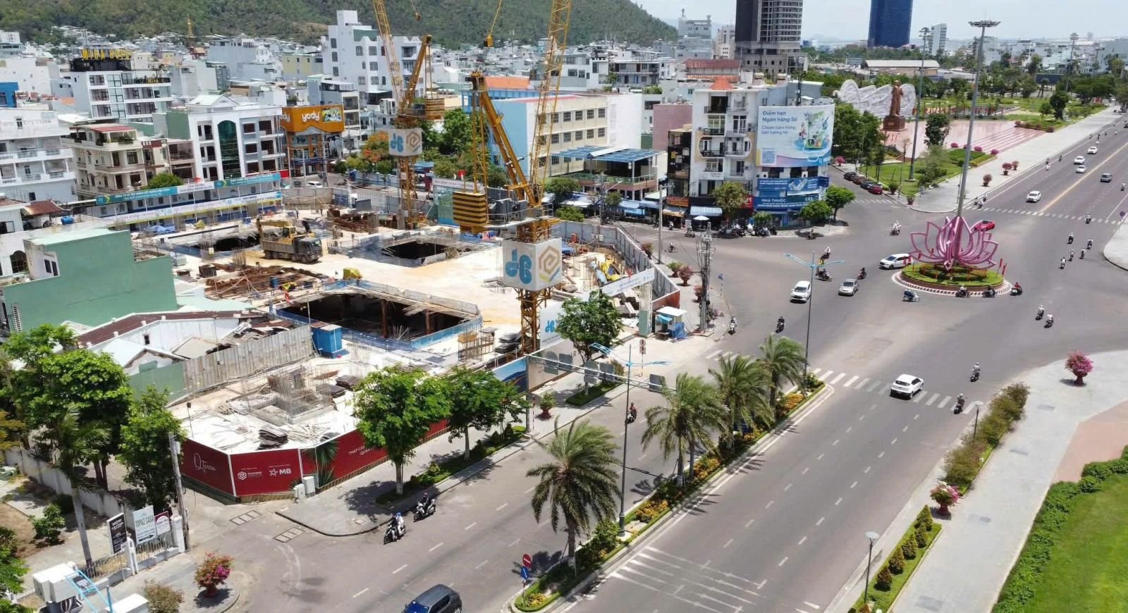 Tiến độ Q’Terra Quy Nhơn tháng 8/2026: Công trường đang thi công sôi động tại trung tâm biển